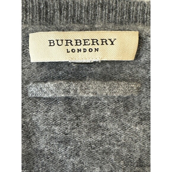 Burberry London Size Large Cashmere Classic Argyle Gray V-Neck Sweater Logo - Picture 5 of 12